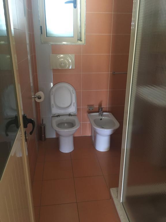 Villa Elvis Guesthouse Orikum Kültér fotó